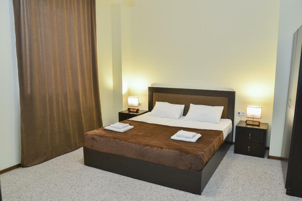 Hotel Garden 第比利斯 外观 照片